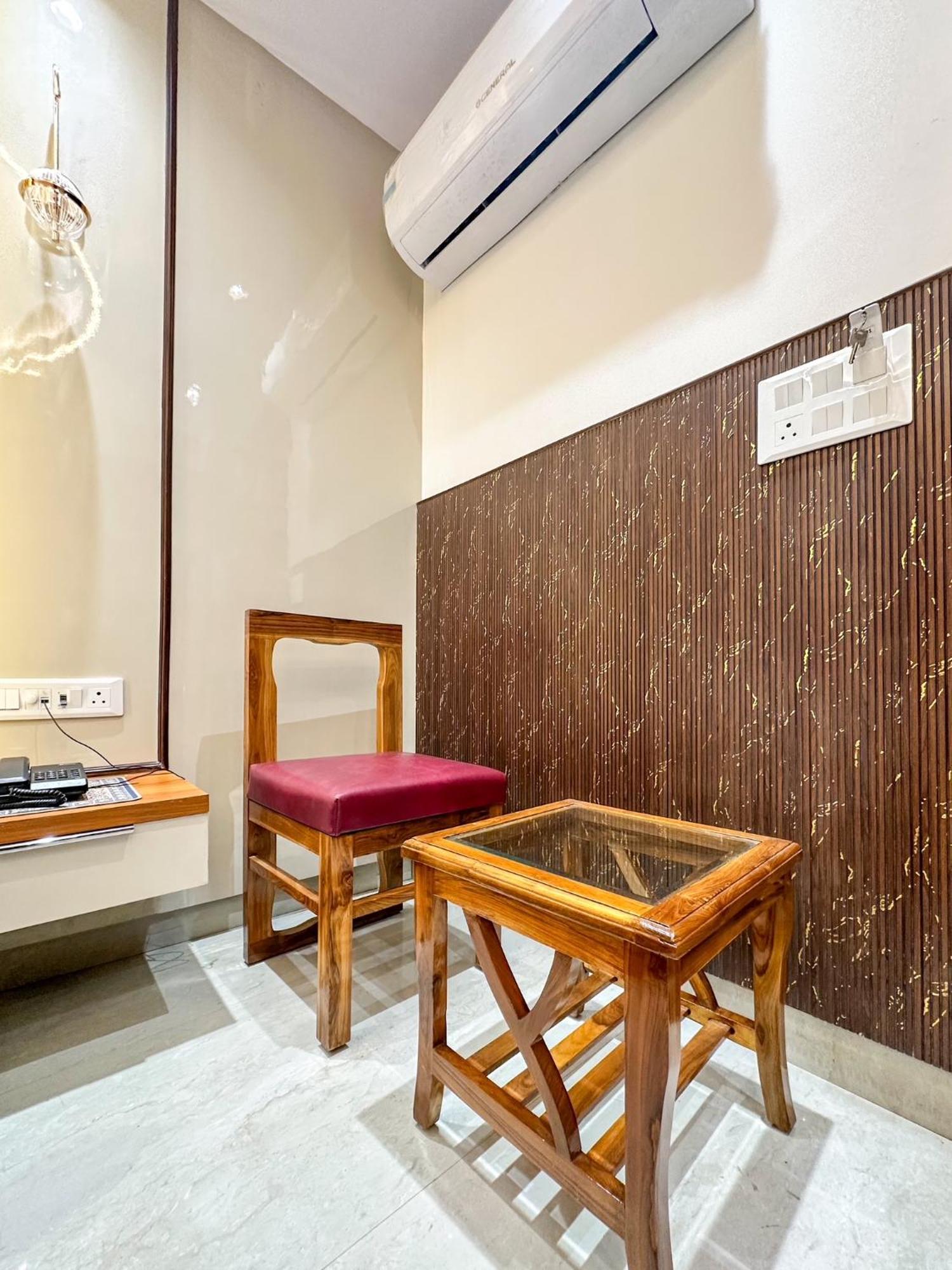 Bed and Breakfast Delhi Delight Premium Нью-Делі Екстер'єр фото
