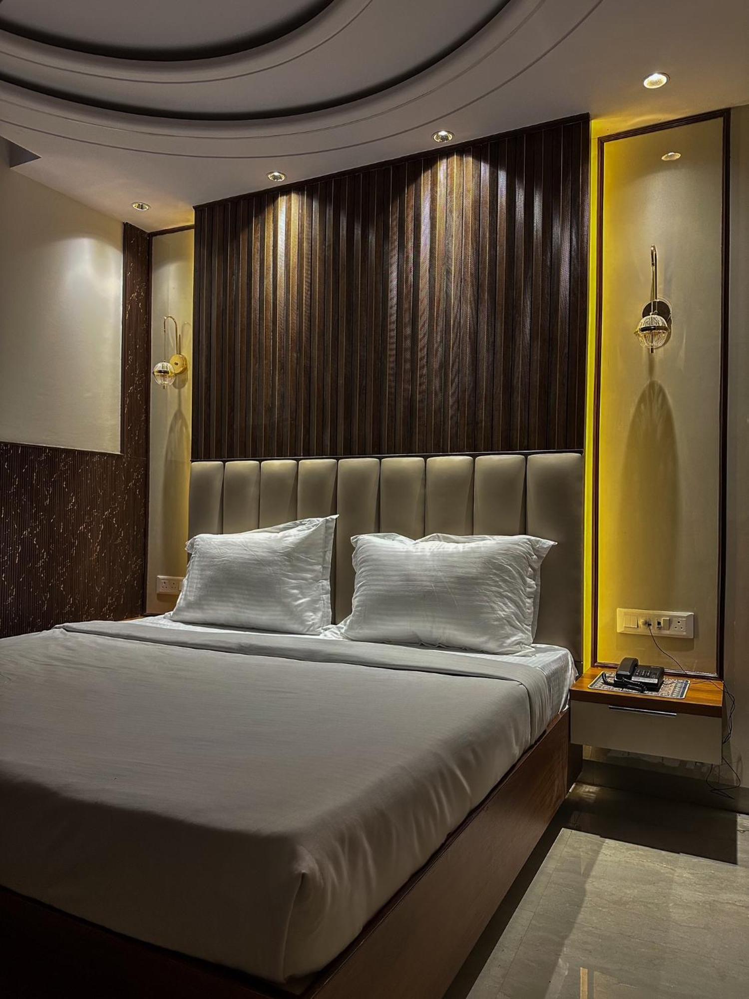 Bed and Breakfast Delhi Delight Premium Нью-Делі Екстер'єр фото