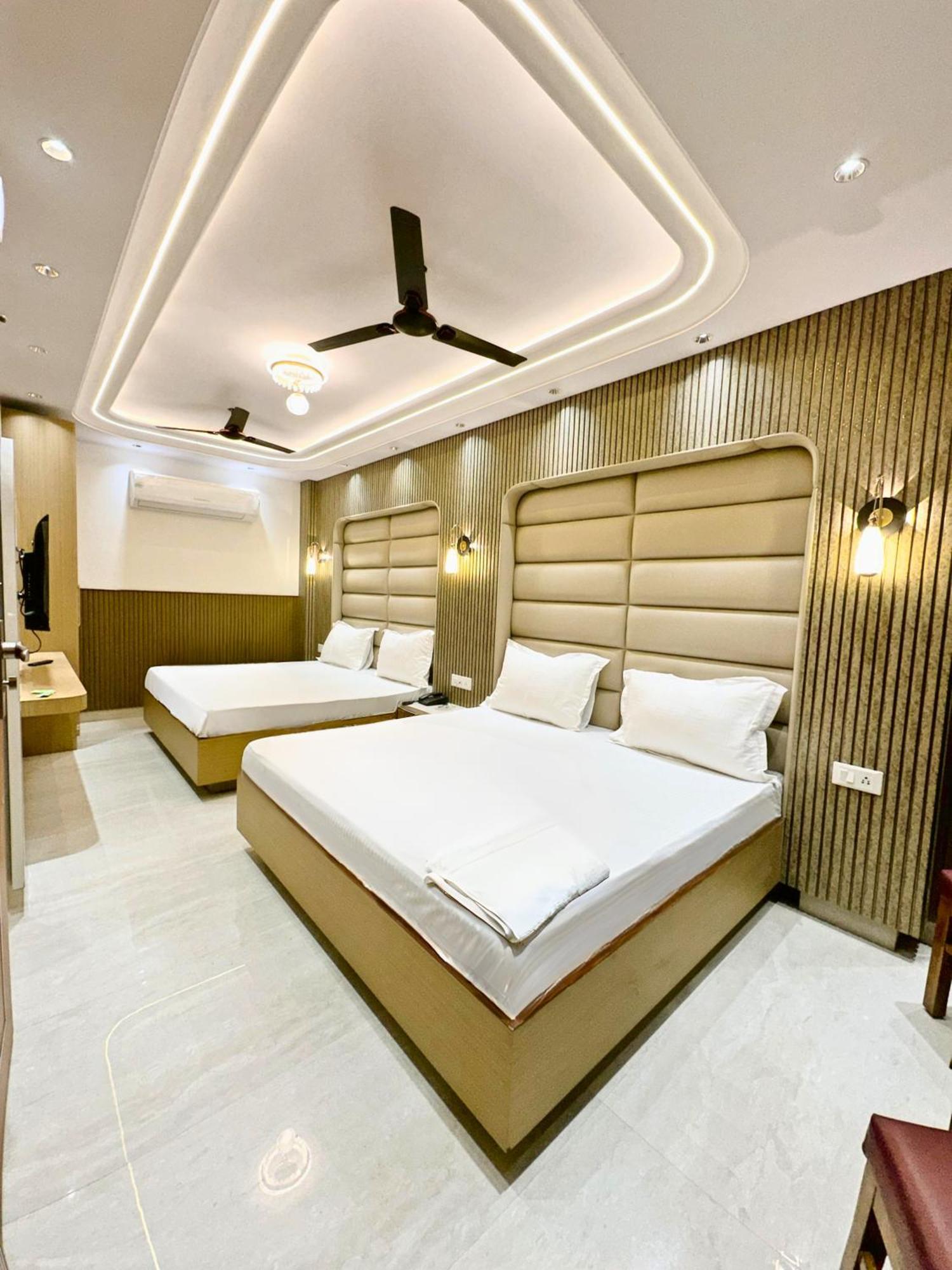 Bed and Breakfast Delhi Delight Premium Нью-Делі Екстер'єр фото